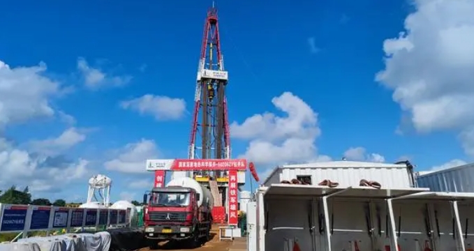 我國(guó)最深地?zé)峥铺骄赉@ 助力深層地?zé)豳Y源規(guī)?；_(kāi)發(fā)利用-地大熱能